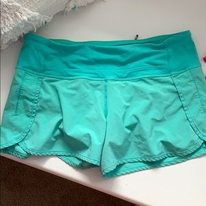 Great condition lululemon shorts!!